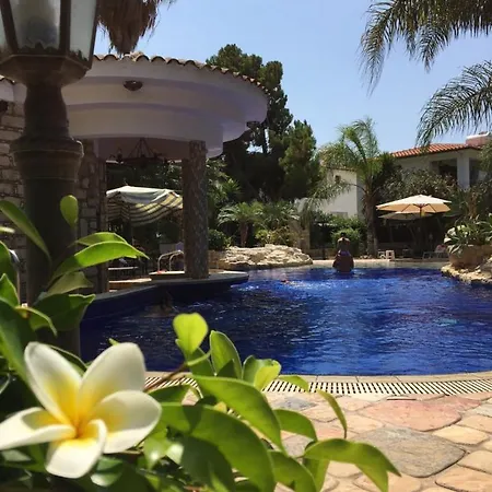 Hotel Demichanna Pool House And Luxury With Private Pool *