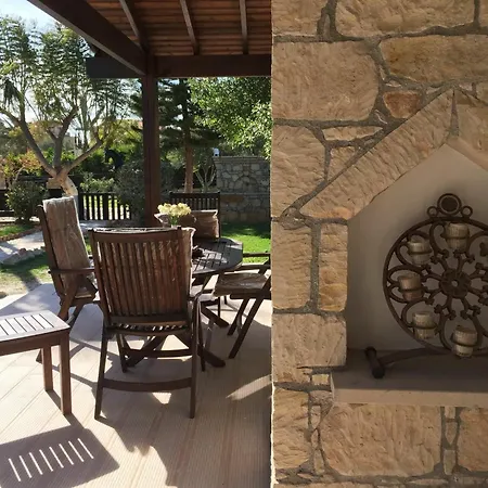 Hotel Demichanna Pool House And Luxury With Private Pool Anarita